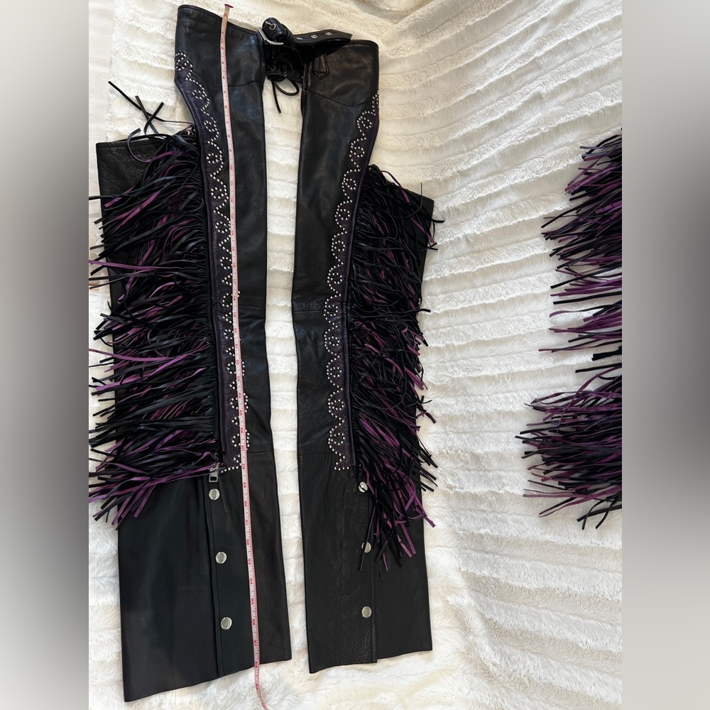 Riding leathers, purple and black, fringe
size xxs, see photos for measurements